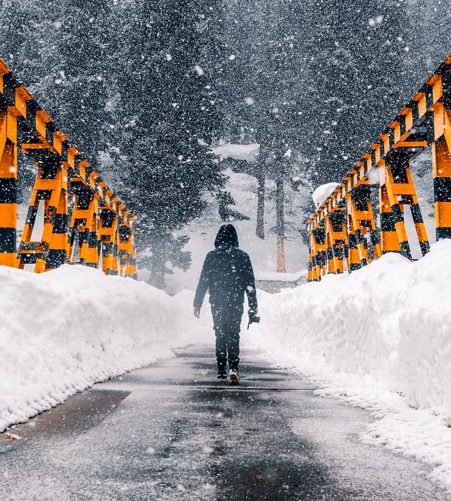 papernate articles by shah mehreen srinagar Kashmir tour packages Kashmir holiday packages holidays in kashmir Tour operator in Kashmir places to visit in kashmir